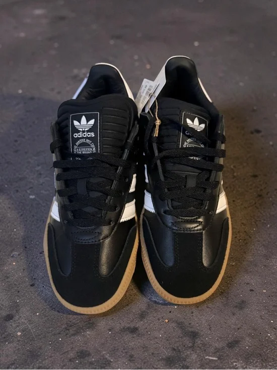 adidas Men’s Black & White Samba Classic Sneakers - Picture 4 of 6